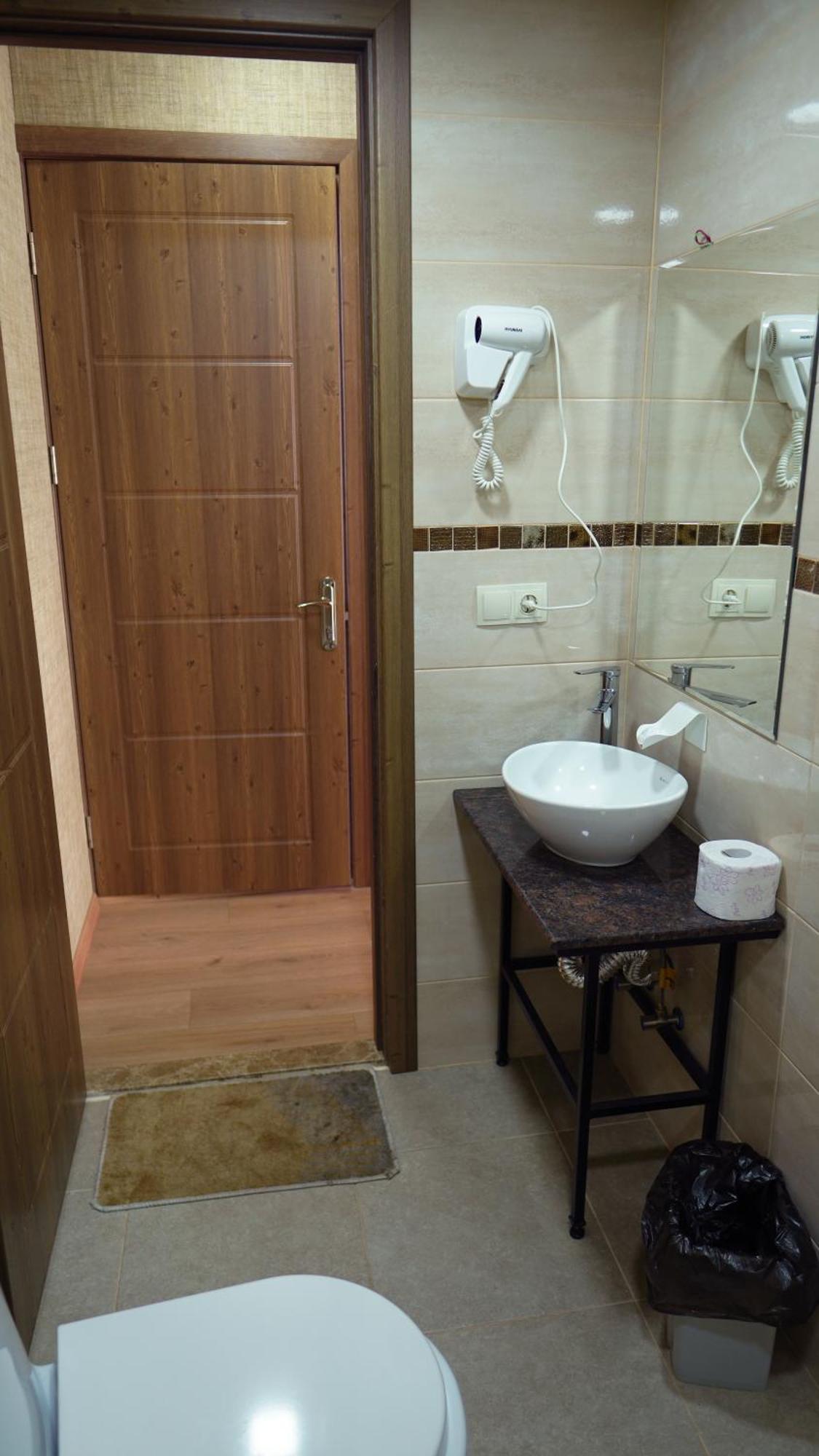 Archil And Nino Gigauri Guest House Kazbegi Dış mekan fotoğraf