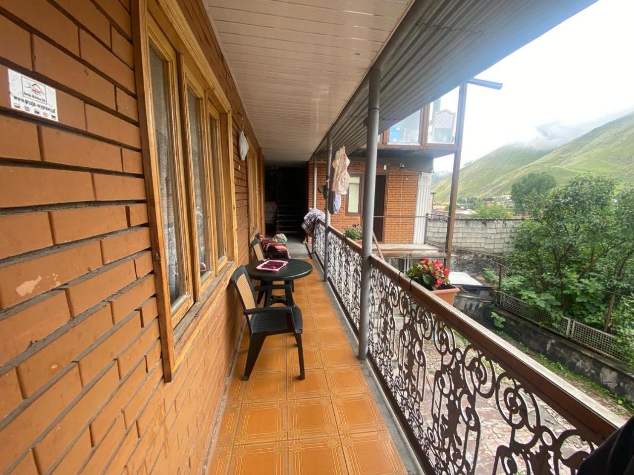 Archil And Nino Gigauri Guest House Kazbegi Dış mekan fotoğraf